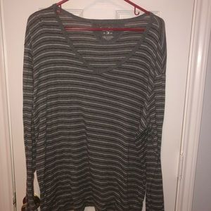 1X Tommy Hilfiger grey striped T-shirt